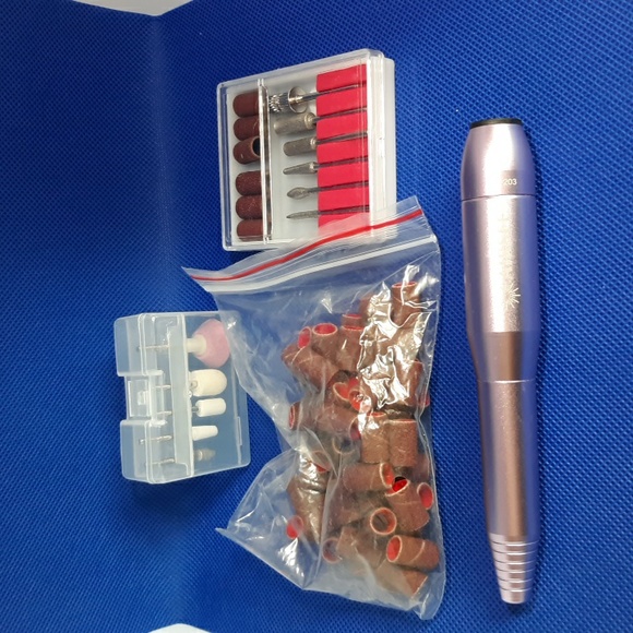 Wubefine UV LED Nail Lamp, Nail Drill & Assessories - Picture 2 of 8